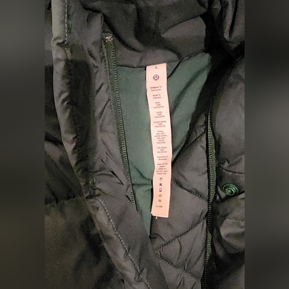 Lululemon Women's Green Puffer Vest Size 10 Exc Condition - Picture 2 of 4